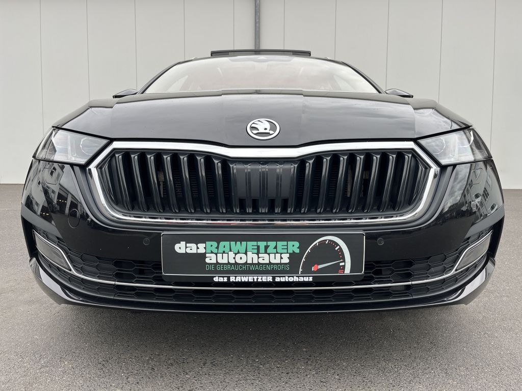 Skoda Octavia Combi 2.0 TDI 4x4 DSG Style 4
