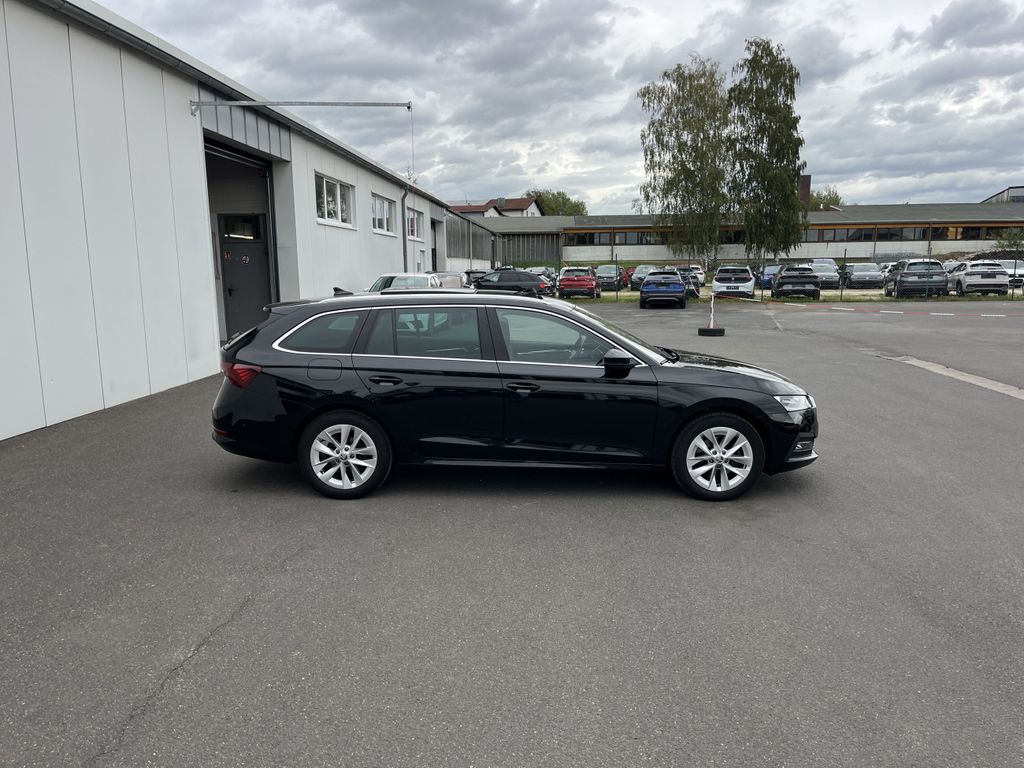 Skoda Octavia Combi 2.0 TDI 4x4 DSG Style 6