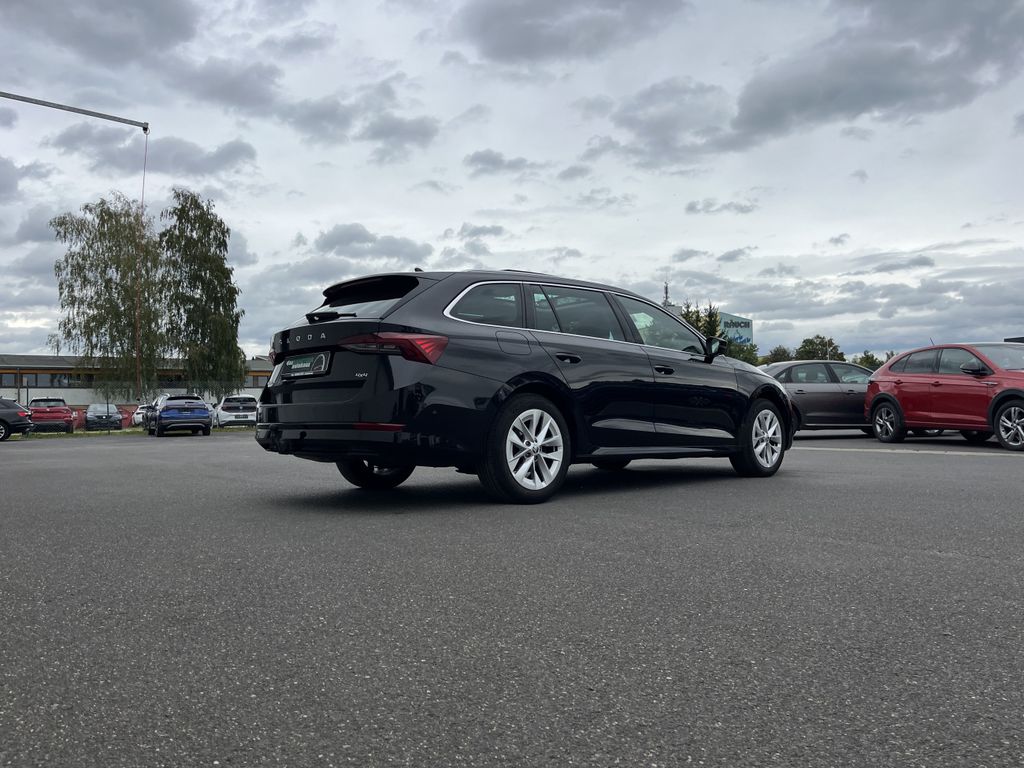 Skoda Octavia Combi 2.0 TDI 4x4 DSG Style 7