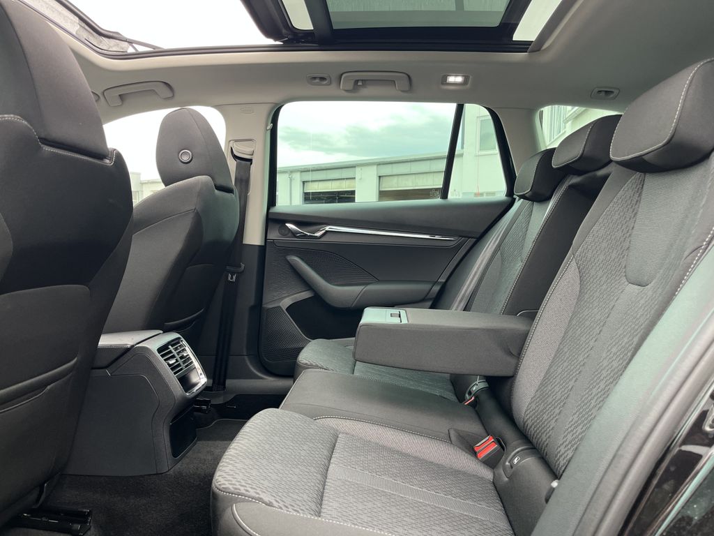 Skoda Octavia Combi 2.0 TDI 4x4 DSG Style 17