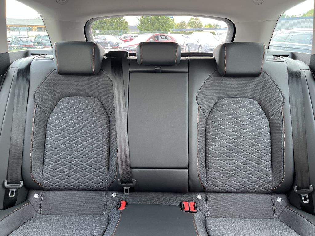 Seat Leon SP 1.5 TSI DSG FR 18
