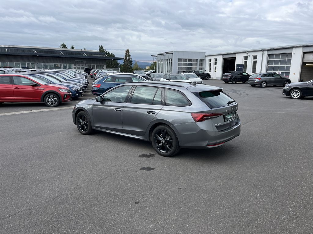 Skoda Octavia Combi 1.5 TSI DSG Blackline 11