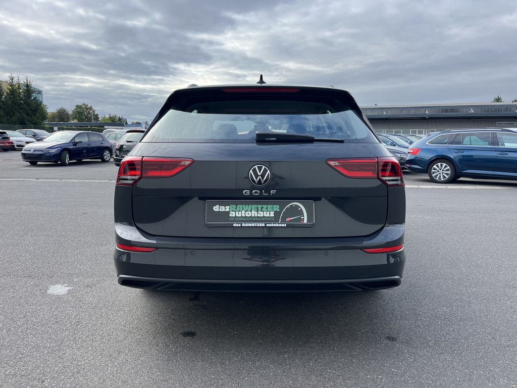 Volkswagen Golf Variant 2.0 TDI DSG Life 9
