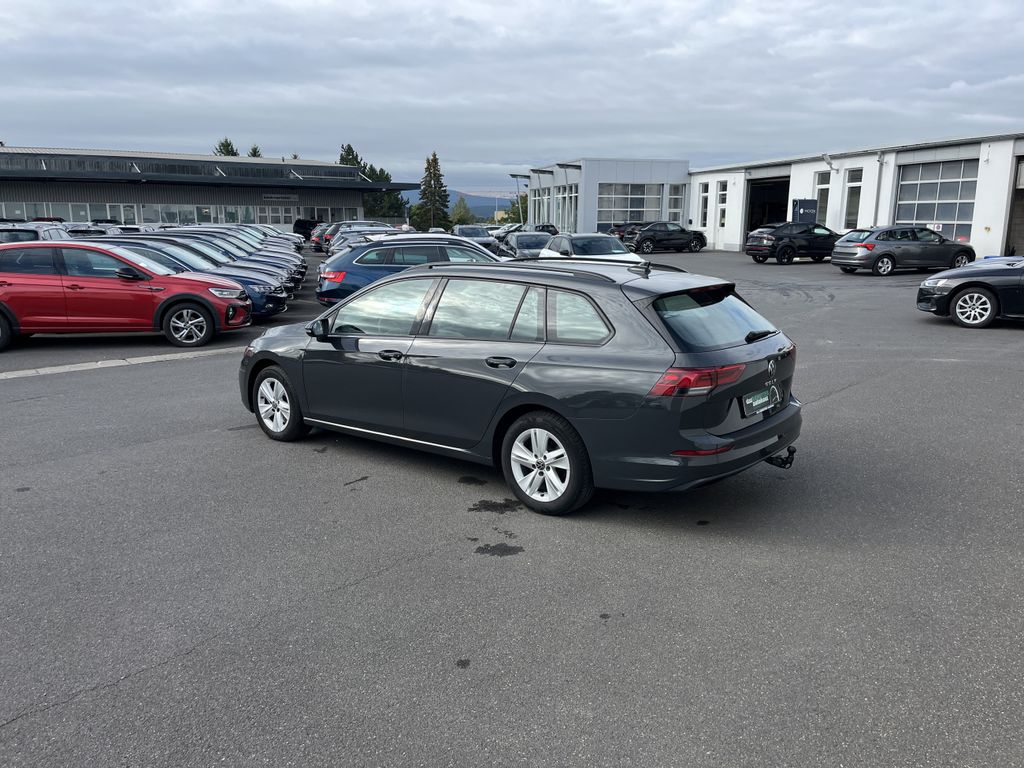 Volkswagen Golf Variant 2.0 TDI DSG Life 11