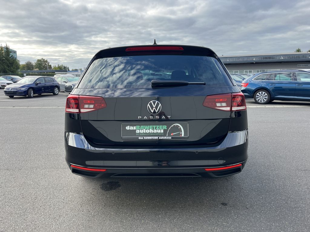 Volkswagen Passat Variant 2.0 TDI DSG Business 9