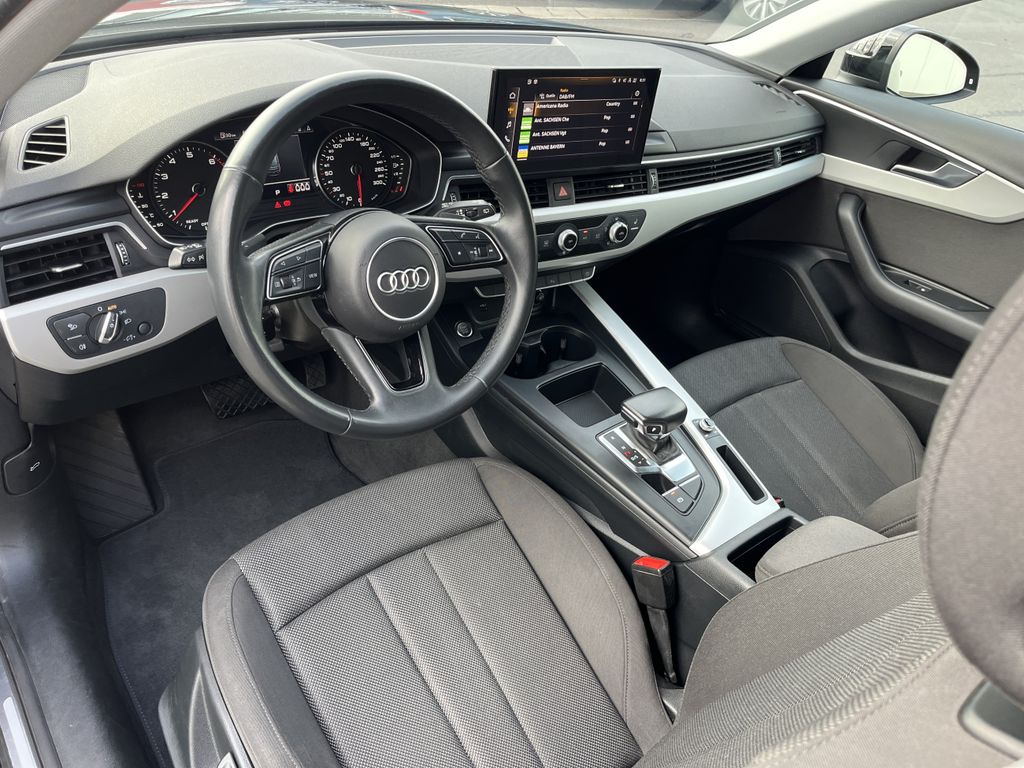 Audi A4 Avant 35 2.0 TFSI S tronic 10