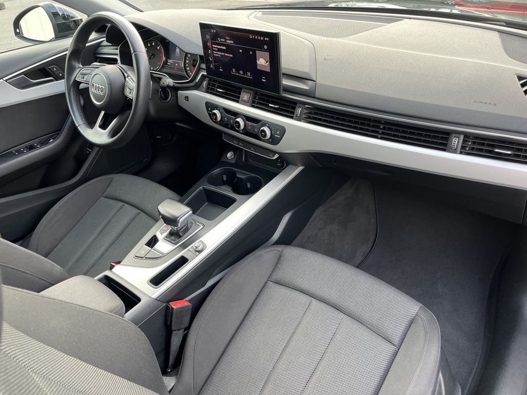 Audi A4 Avant 35 2.0 TFSI S tronic 12