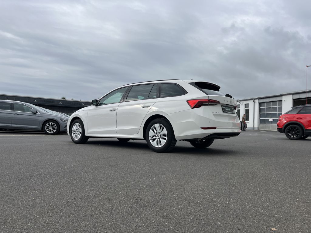 Skoda Octavia Combi 1.5 TSI Ambition 10