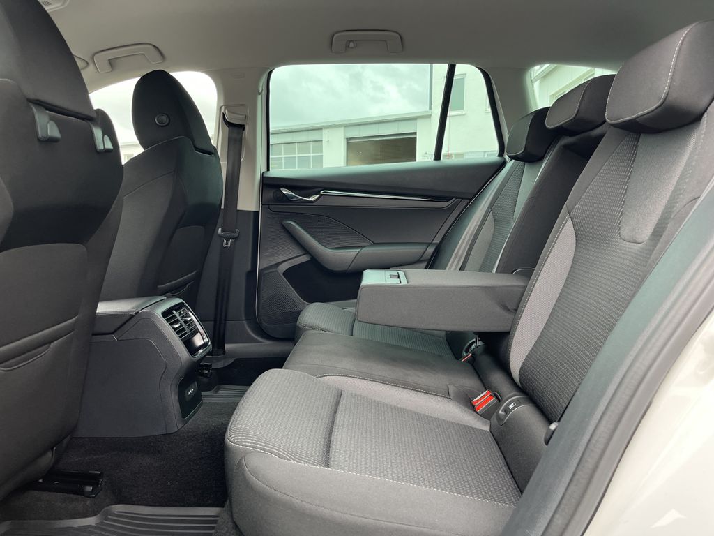 Skoda Octavia Combi 1.5 TSI Ambition 17