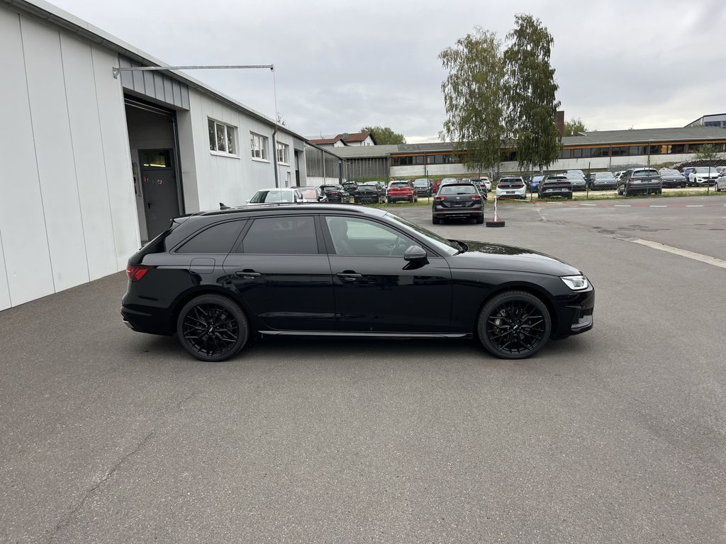 Audi A4 Avant 2.0 TFSI quattro Blackline S-Line Optik 6