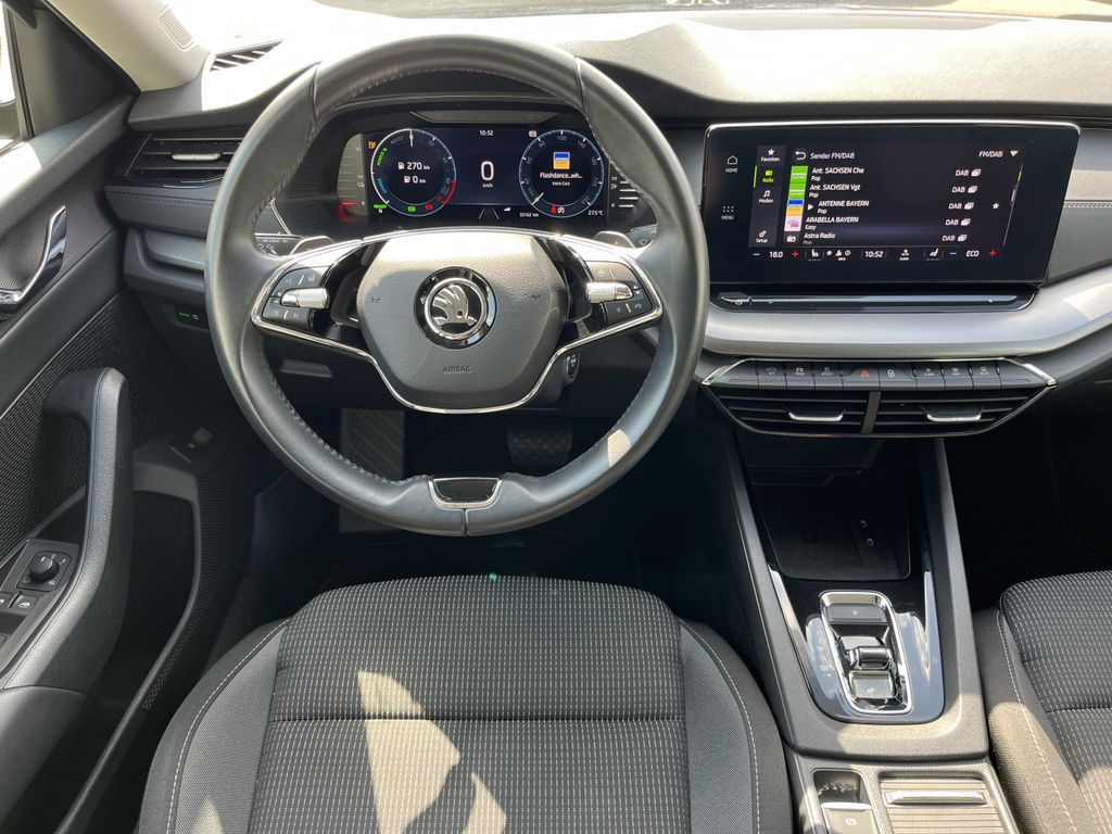Skoda Octavia Combi 1.4 TSI e-Hybrid Ambition 16