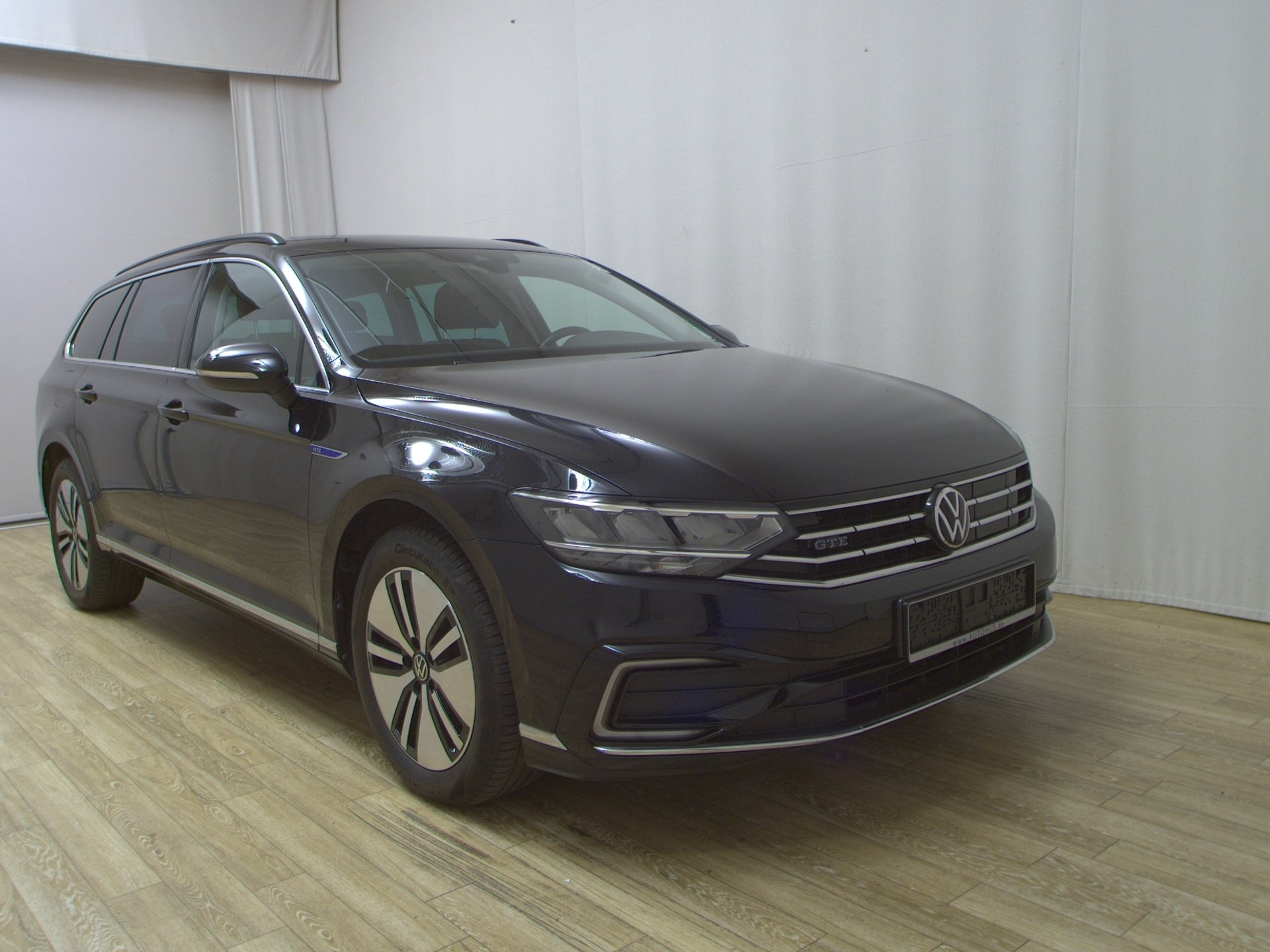 Volkswagen Passat Var. GTE 1.4 TSI Navi LED RFK 3