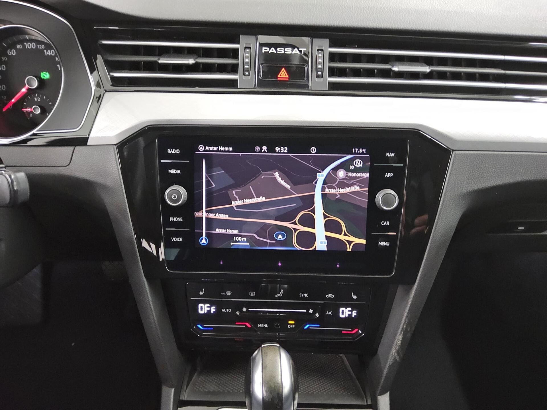 Volkswagen Passat Var. GTE 1.4 TSI Navi LED RFK 7