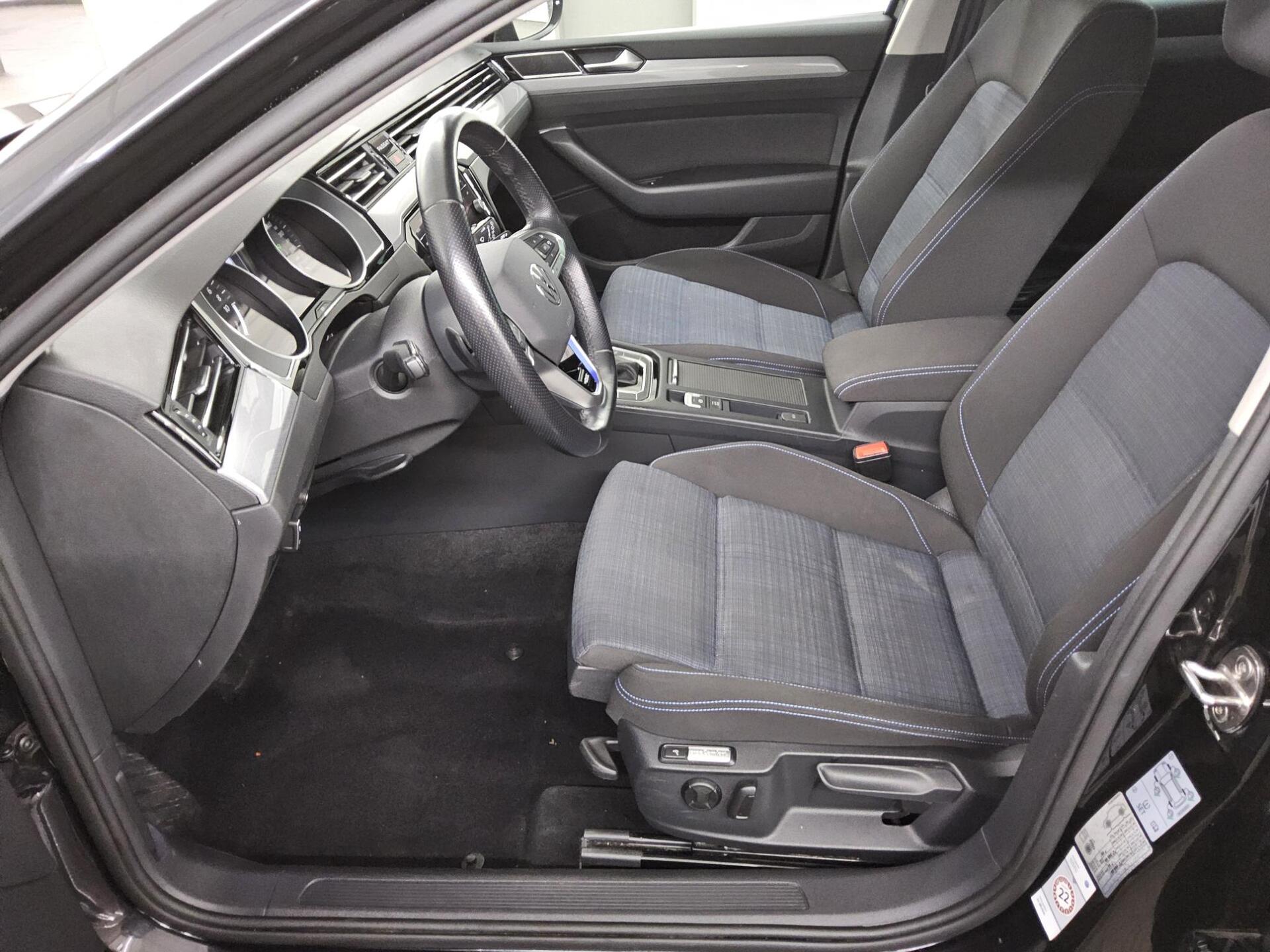 Volkswagen Passat Var. GTE 1.4 TSI Navi LED RFK 8