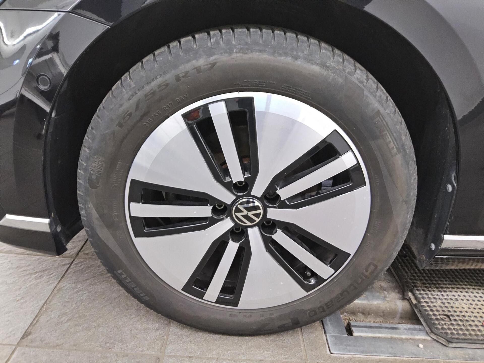 Volkswagen Passat Var. GTE 1.4 TSI Navi LED RFK 10