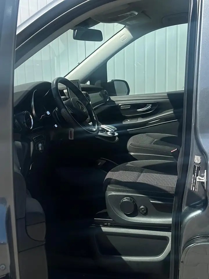 Mercedes-Benz V 250 d 9G-TR EDITION SPORT-PAKET LED 7 SITZE AHK 11
