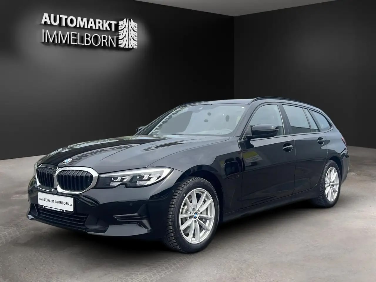 BMW 330 e Kamera*LED*Leder*Spur*LiveCockpi*H&K*Memor 4
