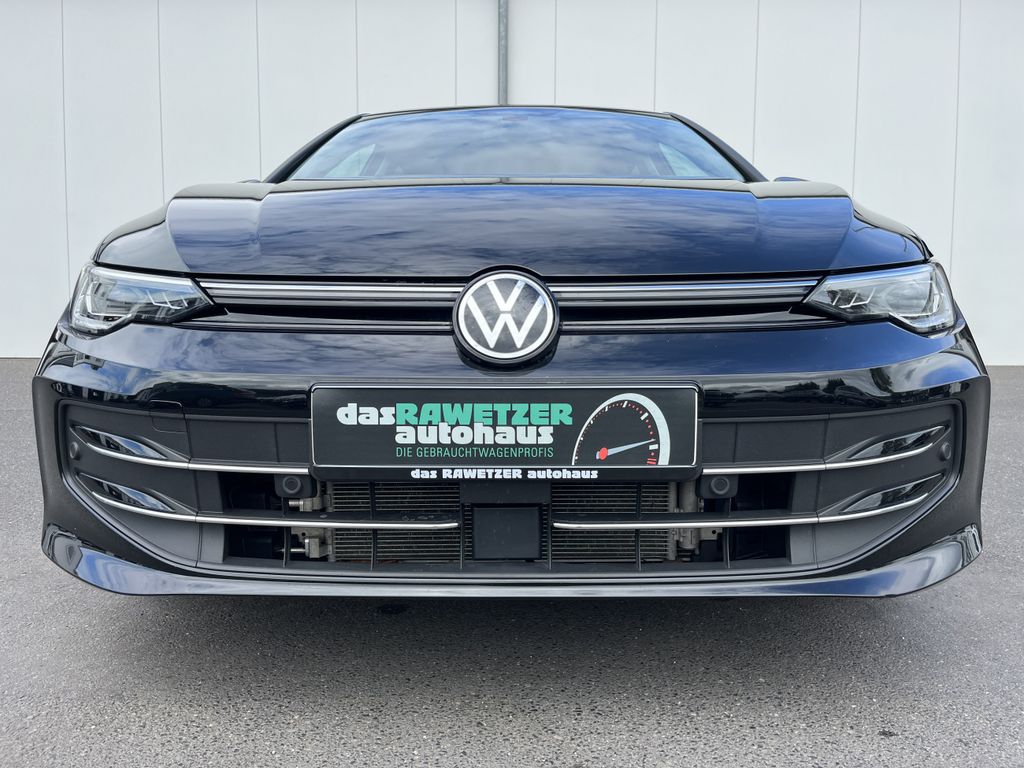 Volkswagen Golf 1.5 TSI DSG Life GOAL 3