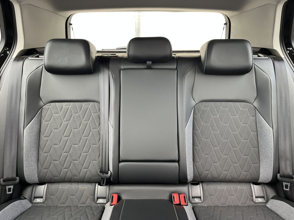 Volkswagen Golf 1.5 TSI DSG Life GOAL 17