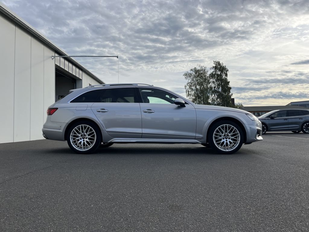 Audi A4 Allroad 40 2.0 TDI quattro S tronic 4