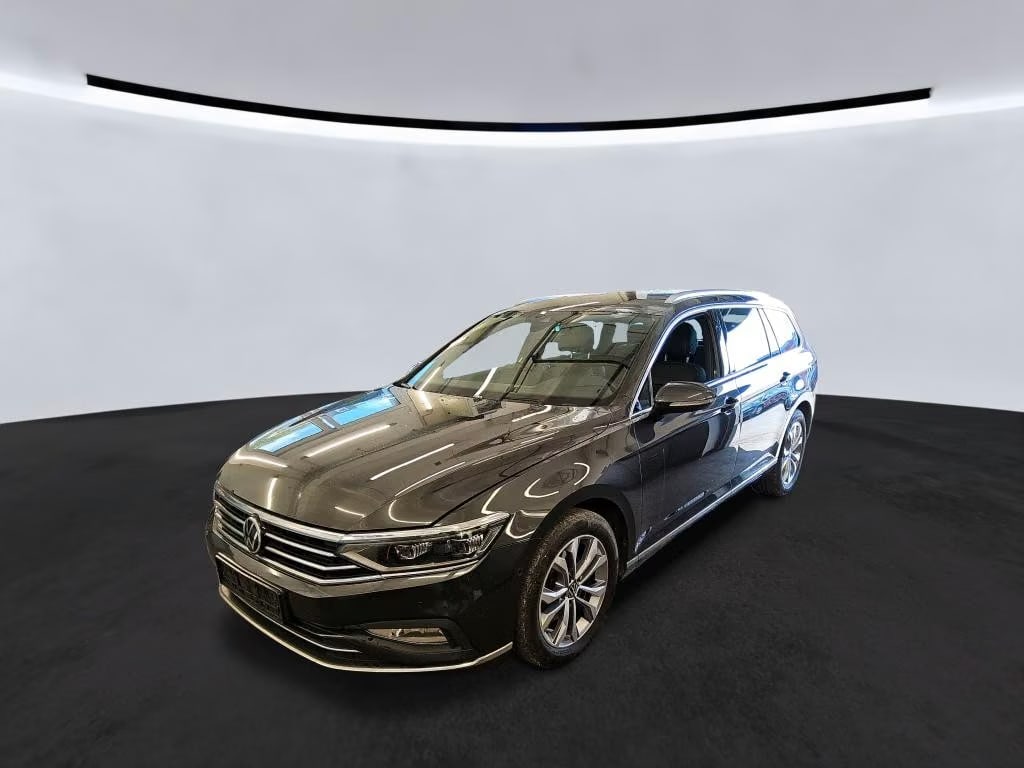 Volkswagen Passat Variant 2.0 2022