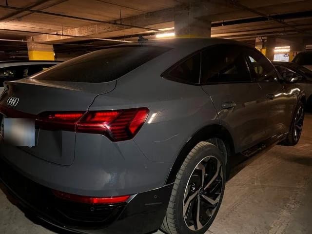 Audi Q8 e-tron 2023 3