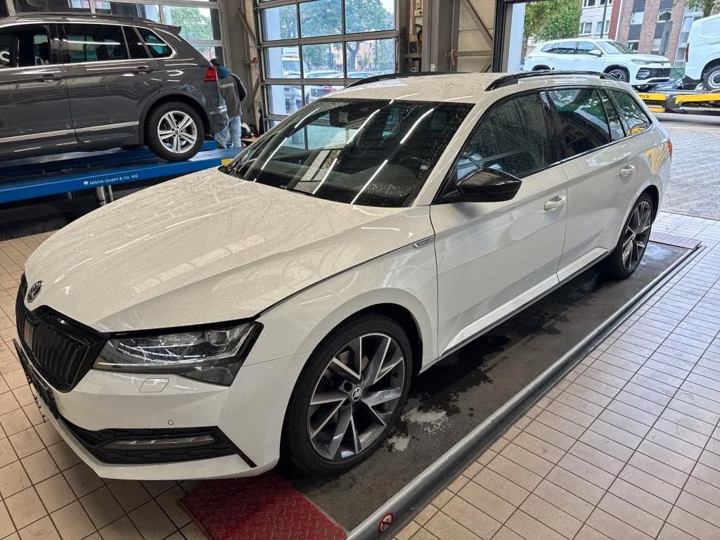 Skoda Superb 2.0 2022