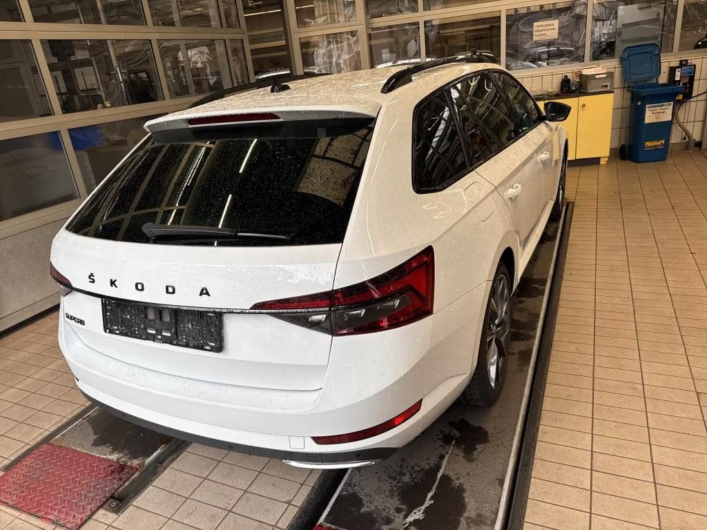 Skoda Superb 2.0 2022 4