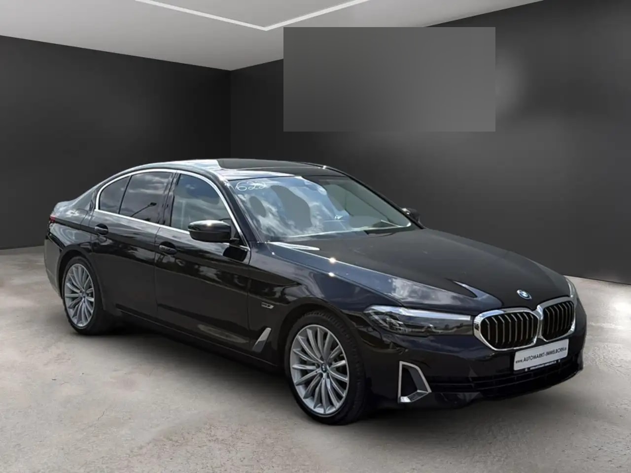 BMW 530 e xDrive Luxury Line Sdach*HUD*AHK*Kamera*Le