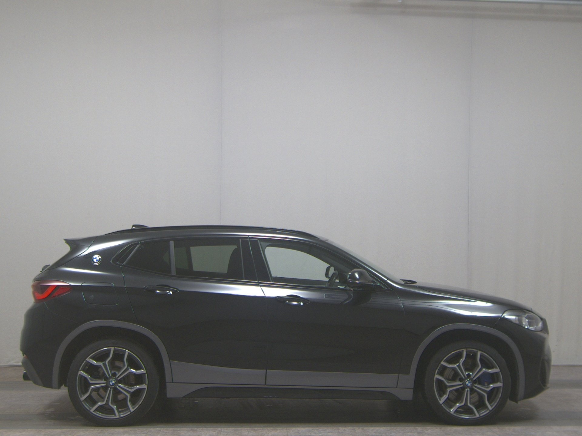 BMW X2 sDrive20d M-Sport X Navi LED+ HiFi RFK AHK