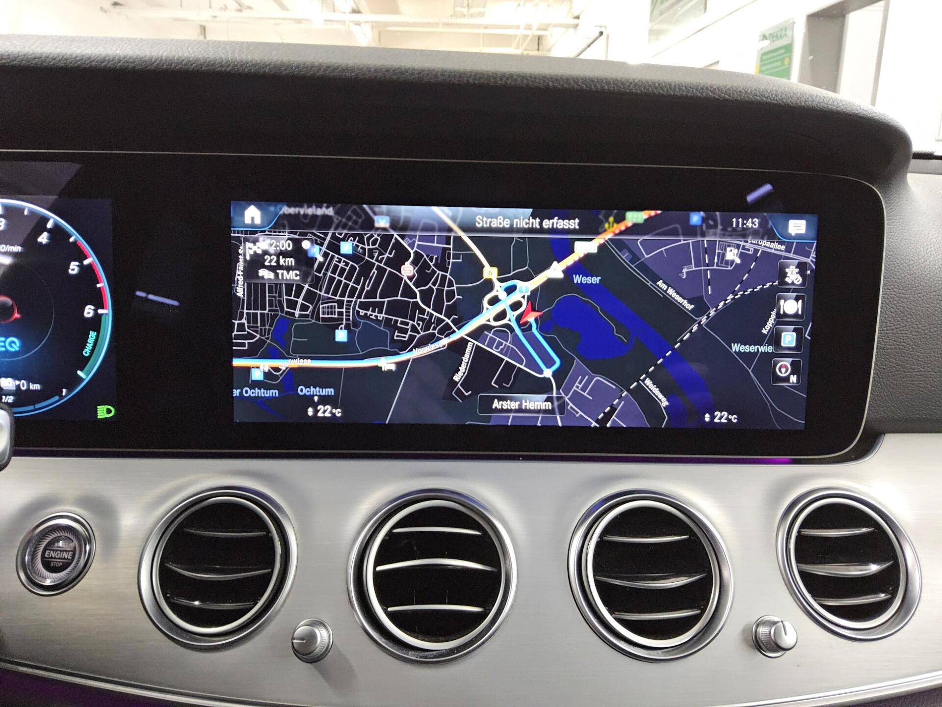 Mercedes-Benz E 300 T de 4M Exclusive T-Leder Navi LED RfK AHK 7
