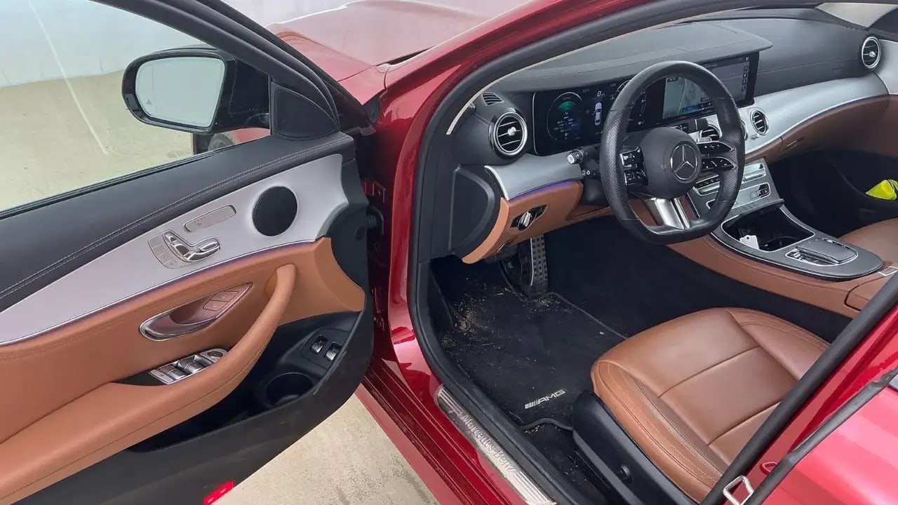 Mercedes-Benz E 300 e AMG Allrad 19*Pano*360*HUD*Distro*Night* 7