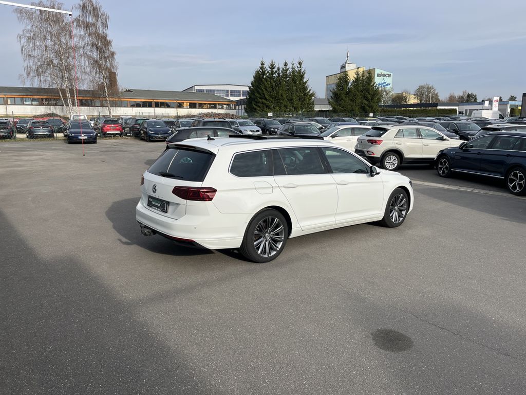 Volkswagen Passat Variant 2.0 TDI DSG Business 8