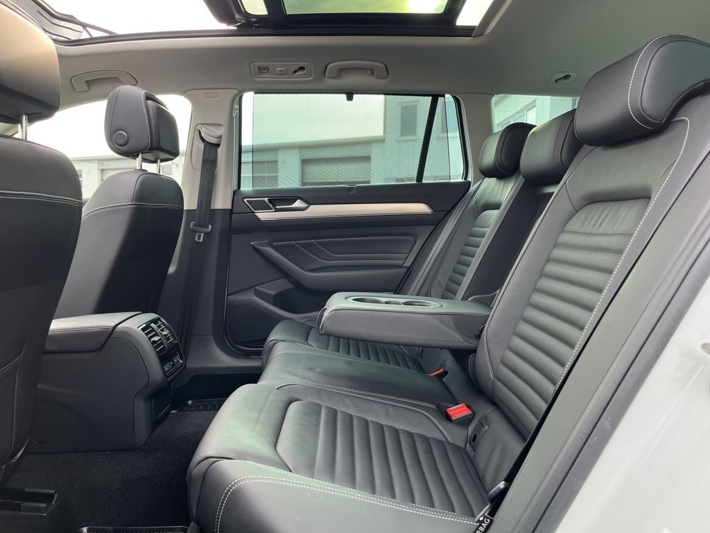 Volkswagen Passat Variant 2.0 TDI DSG Business 15