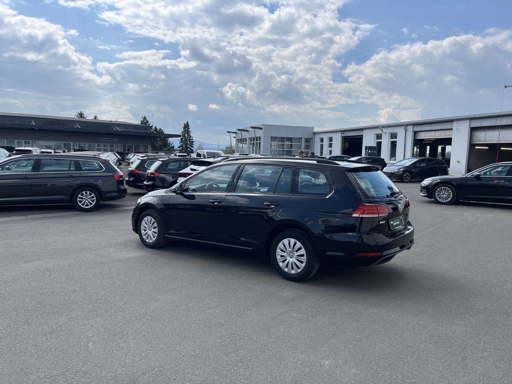Volkswagen Golf Variant 1.6 TDI 9
