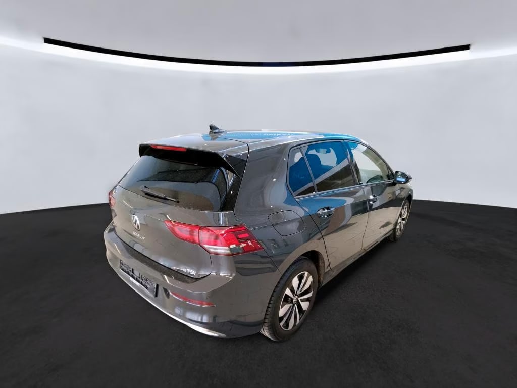 Volkswagen Golf 1.0 2024 4