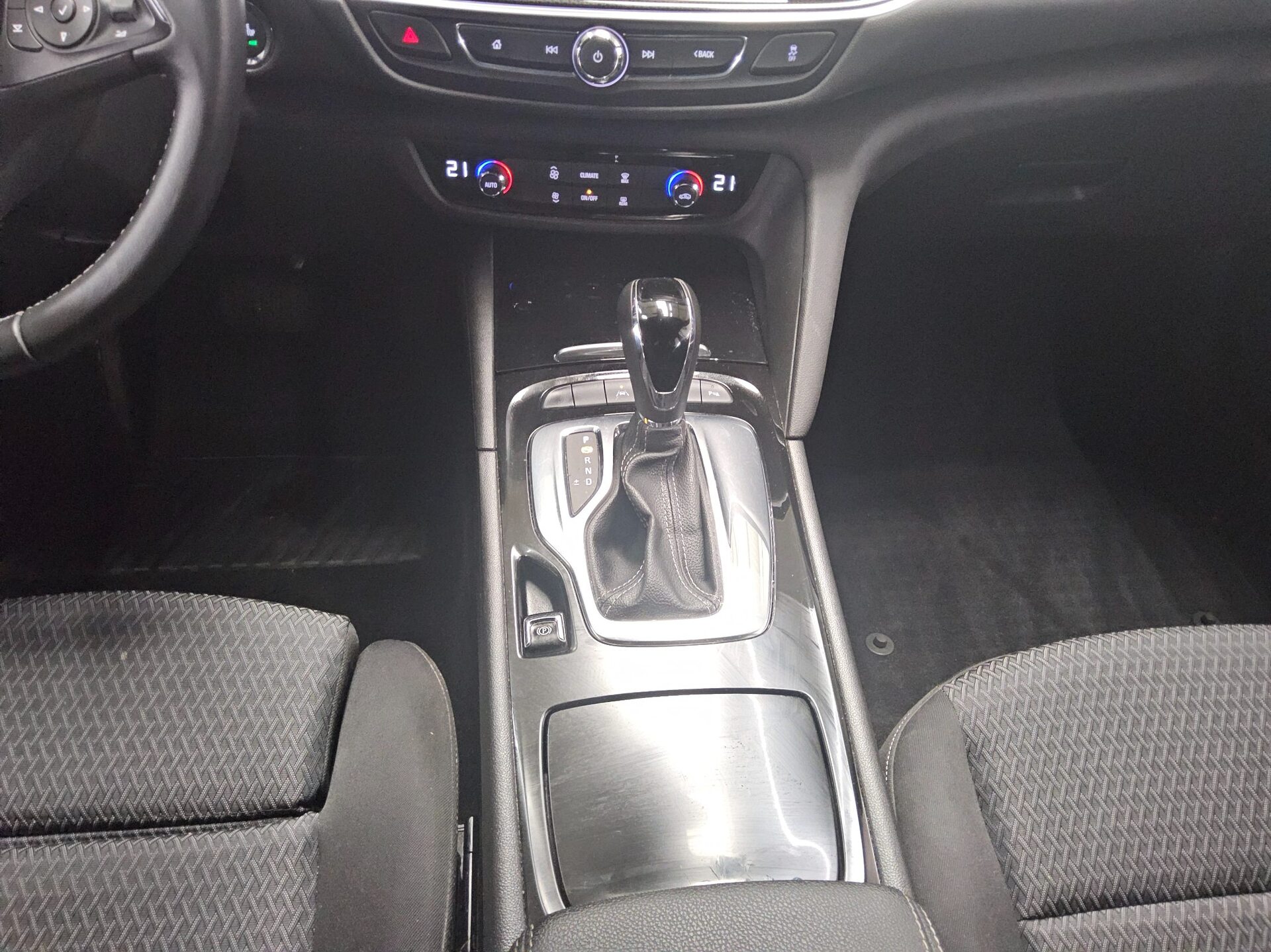 Opel Insignia ST 2.0 CDTI Elegance Navi LED AUX-IN 6