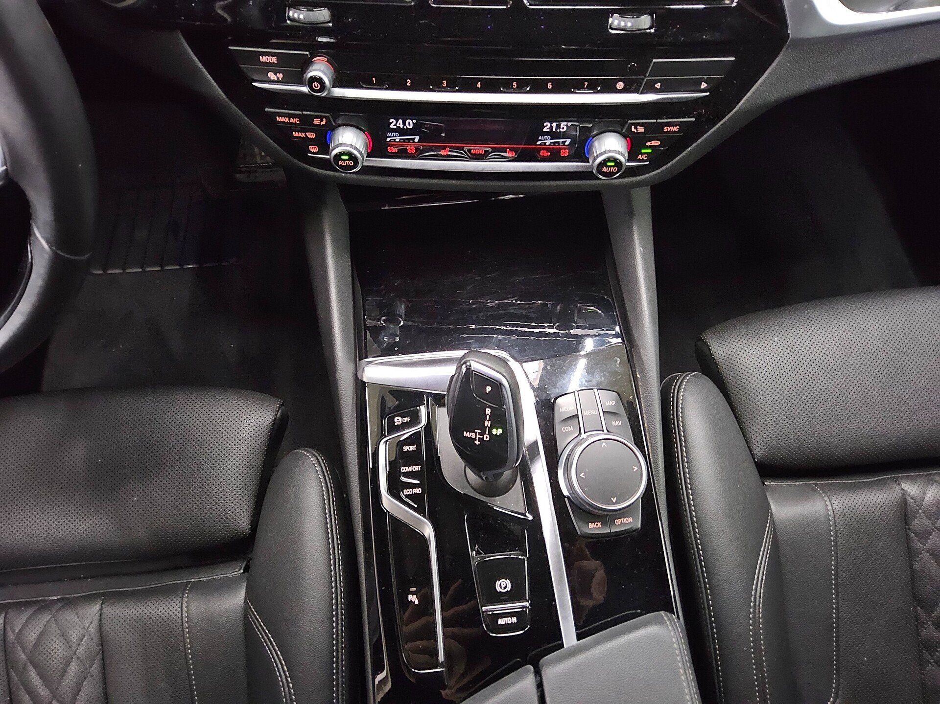 BMW 520dA Touring xDr Leder Navi LC Prof. HuD Laser 6