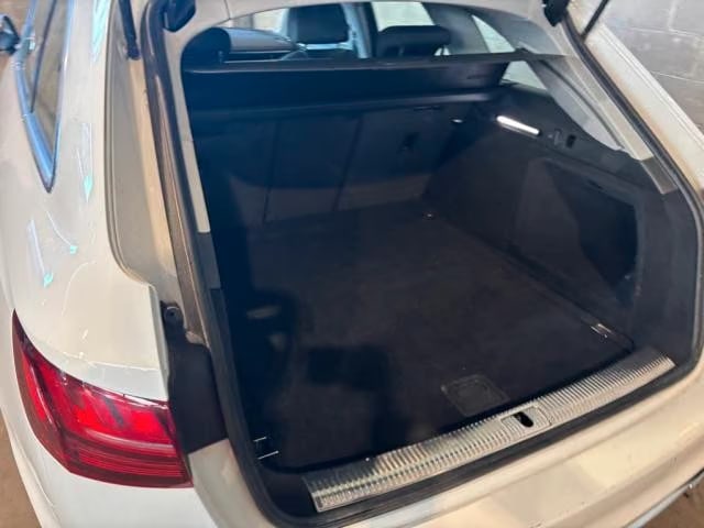 Audi A4 2.0 2024 7