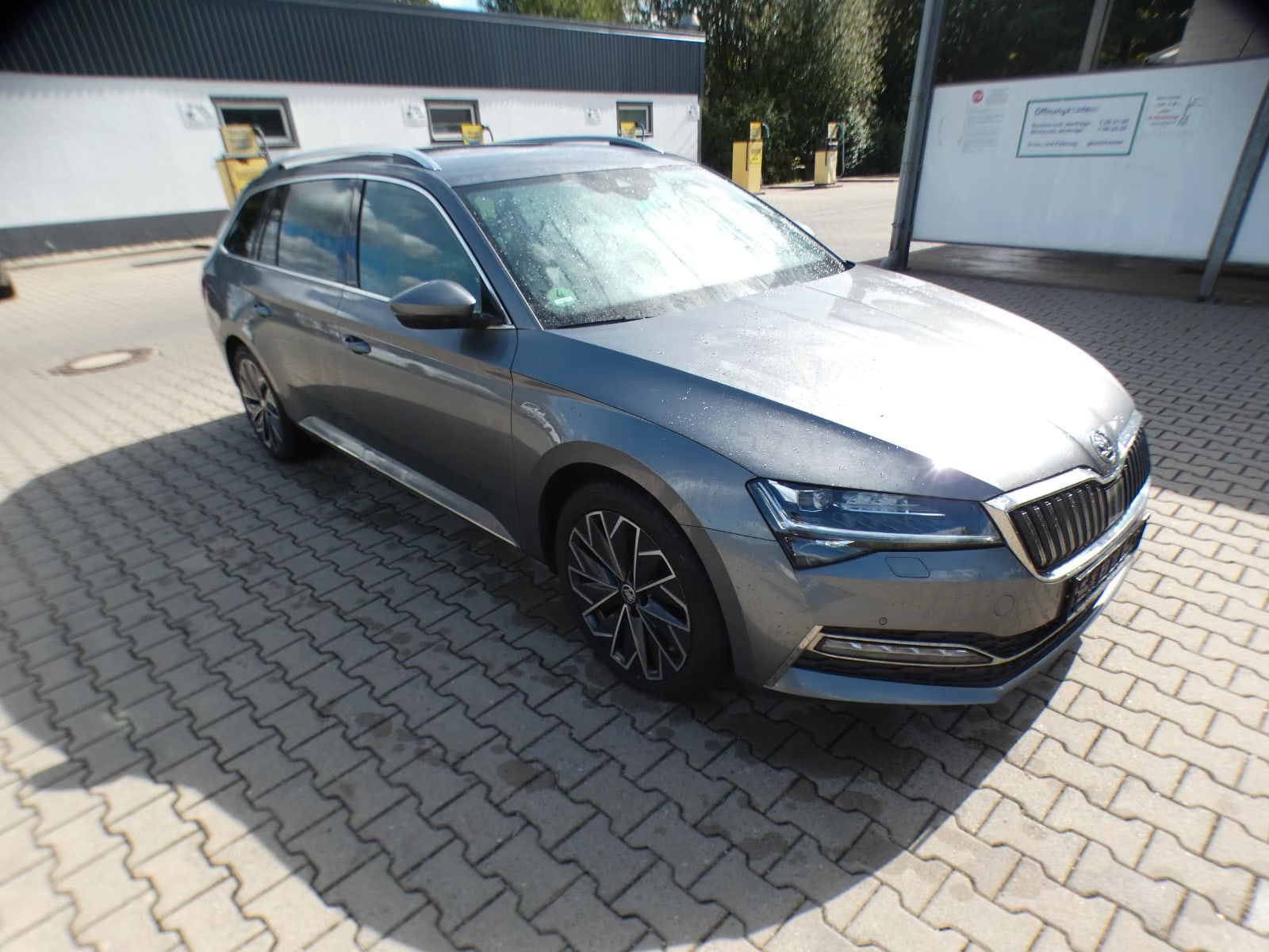 Skoda Superb 2.0 2023 3