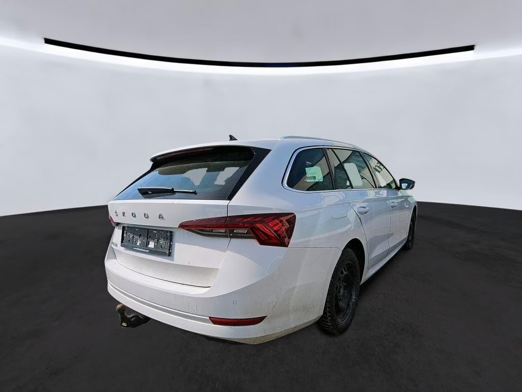Skoda Octavia 2.0 2023 4