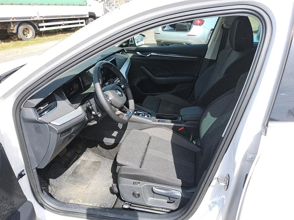 Skoda Octavia 2.0 2023 6