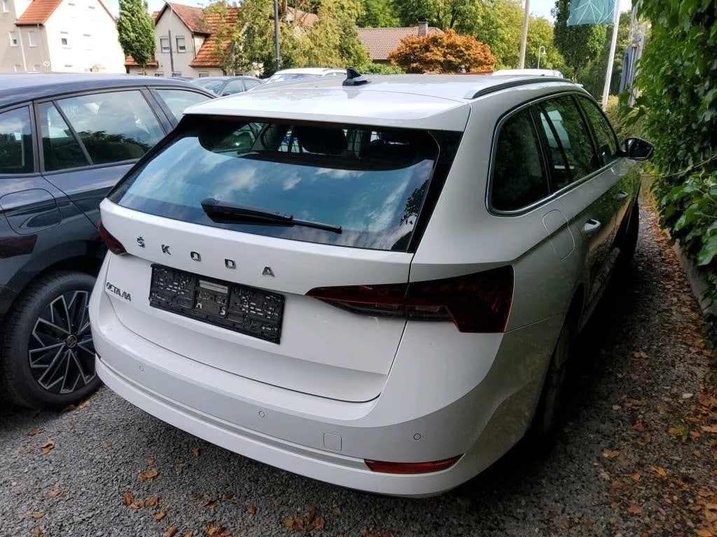 Skoda Octavia 2.0 2022 4