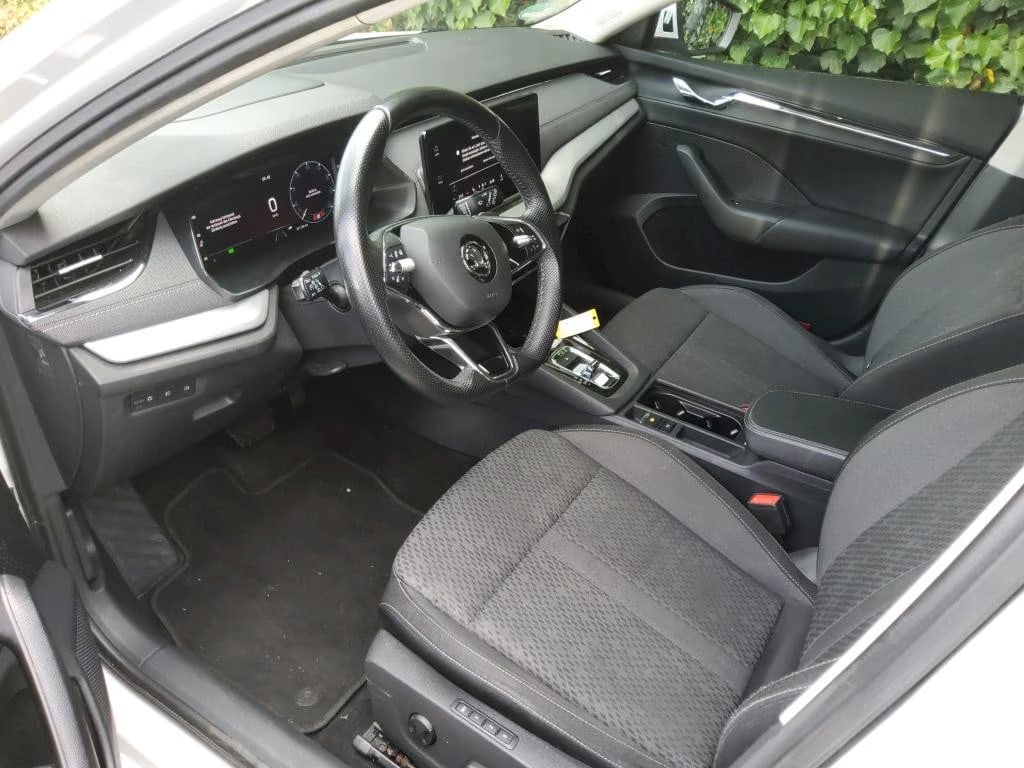 Skoda Octavia 2.0 2022 5