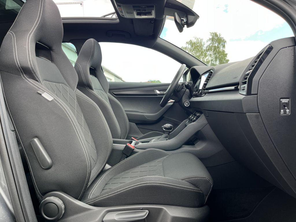 Skoda Karoq 1.5 TSI DSG SPORTLINE AHK PANO Navi 4xSHZ 14