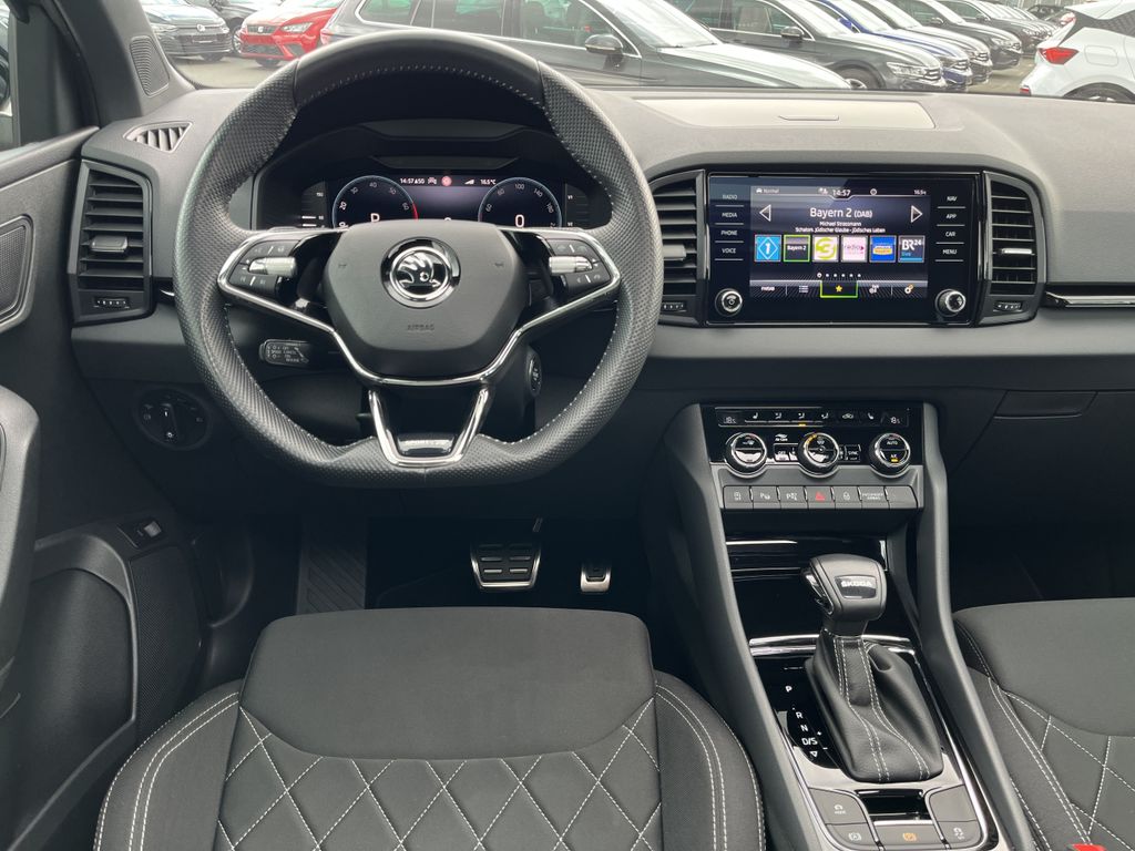 Skoda Karoq 1.5 TSI DSG SPORTLINE AHK PANO Navi 4xSHZ 15