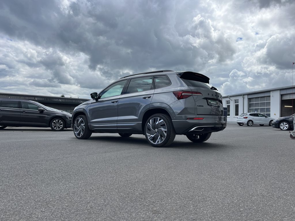 Skoda Karoq 1.5 TSI DSG SPORTLINE AHK PANO Navi 4xSHZ 9