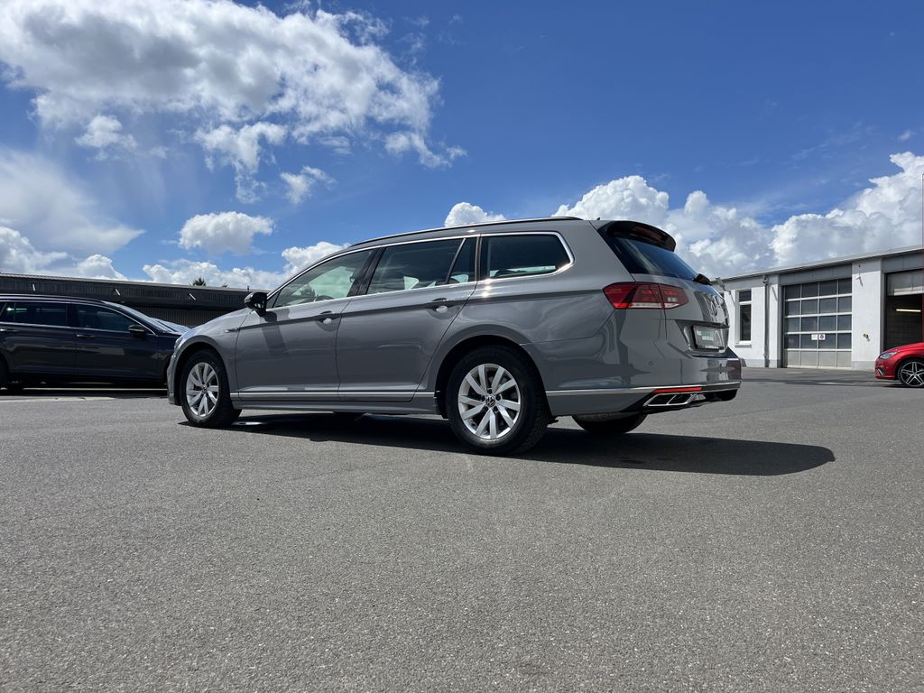 Volkswagen Passat Variant 1.5 TSI DSG R-Line 9