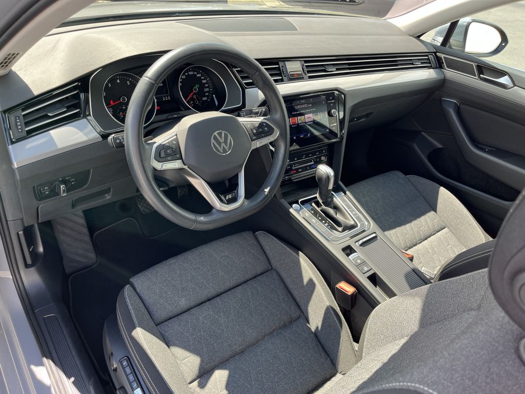 Volkswagen Passat Variant 1.5 TSI DSG R-Line 11