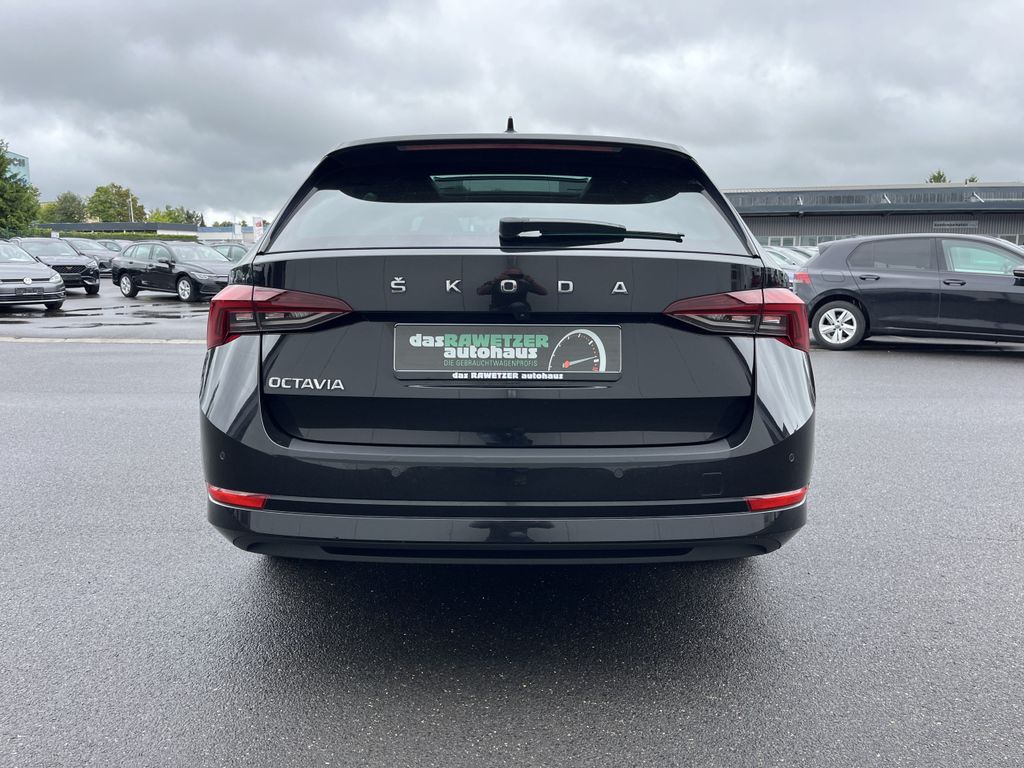 Skoda Octavia Combi 2.0 TDI DSG SPORTLINE 8